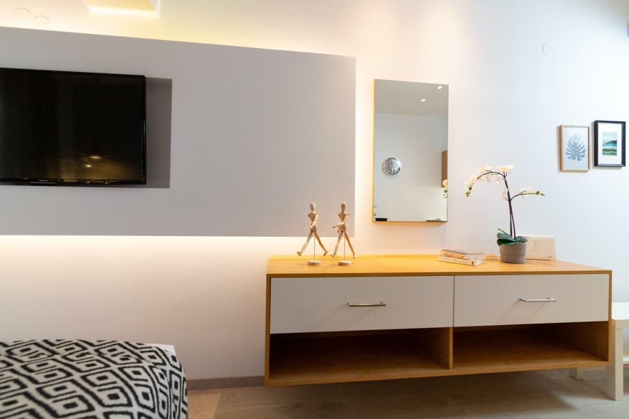 F & B Collection - Seaview Minilux Apartment Tesalonika Bagian luar foto